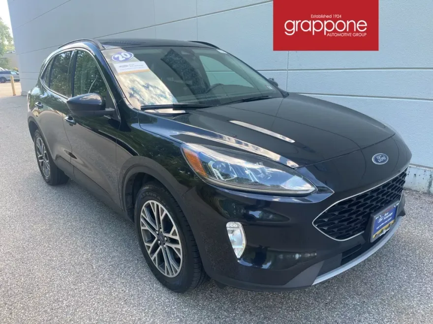 2020 Ford Escape SEL photo 1
