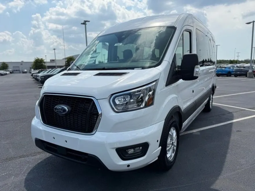 2025 Ford Transit Passenger Van XLT photo 1