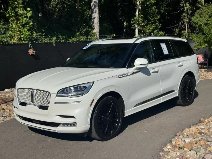 2022 Lincoln Aviator Reserve photo 1