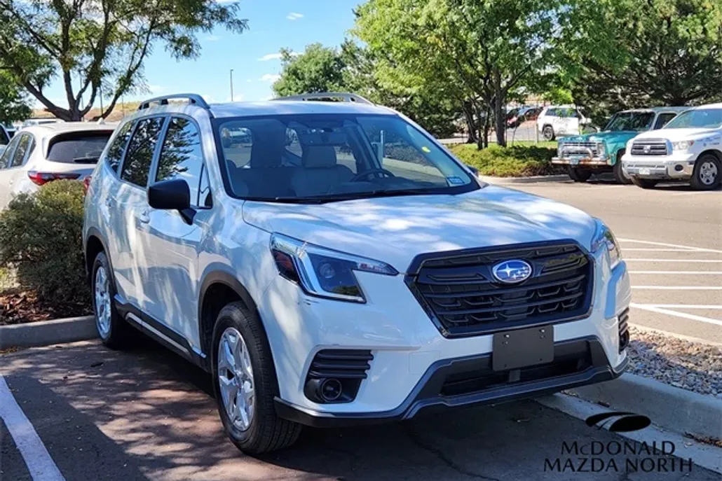 2022 Subaru Forester Base photo 1