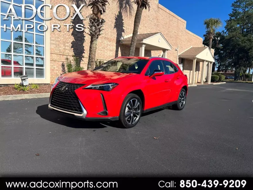 2023 Lexus UX 250h Premium photo 1