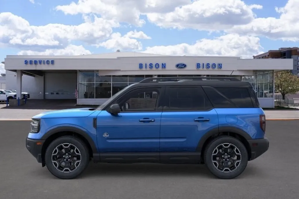 2025 Ford Bronco Sport Outer Banks photo 1