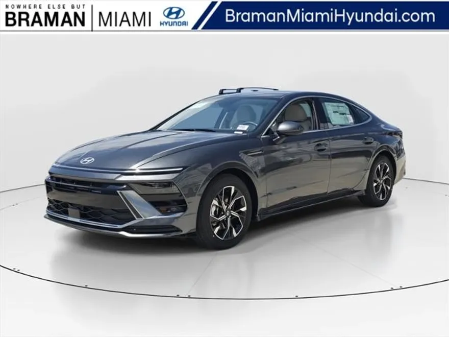 2025 Hyundai Sonata SEL photo 1