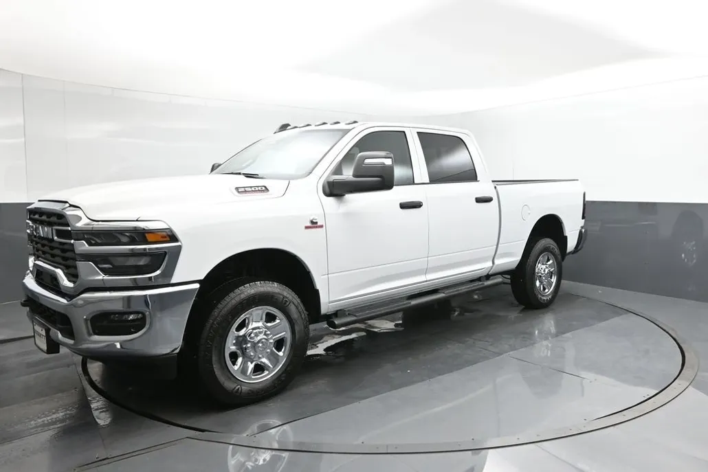 2025 Ram 2500 Tradesman photo 1