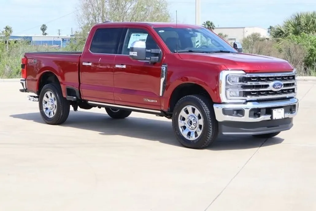 2025 Ford F-250 photo 1