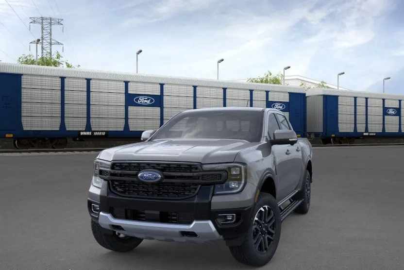 2025 Ford Ranger Lariat photo 1
