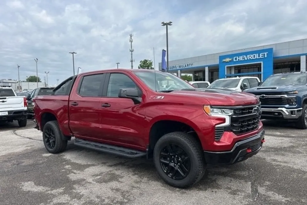 2025 Chevrolet Silverado 1500 LT Trail Boss photo 1