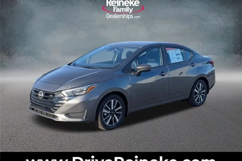 2025 Nissan Versa 1.6 SV photo 1