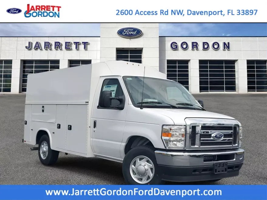 2025 Ford E-350 Base photo 1