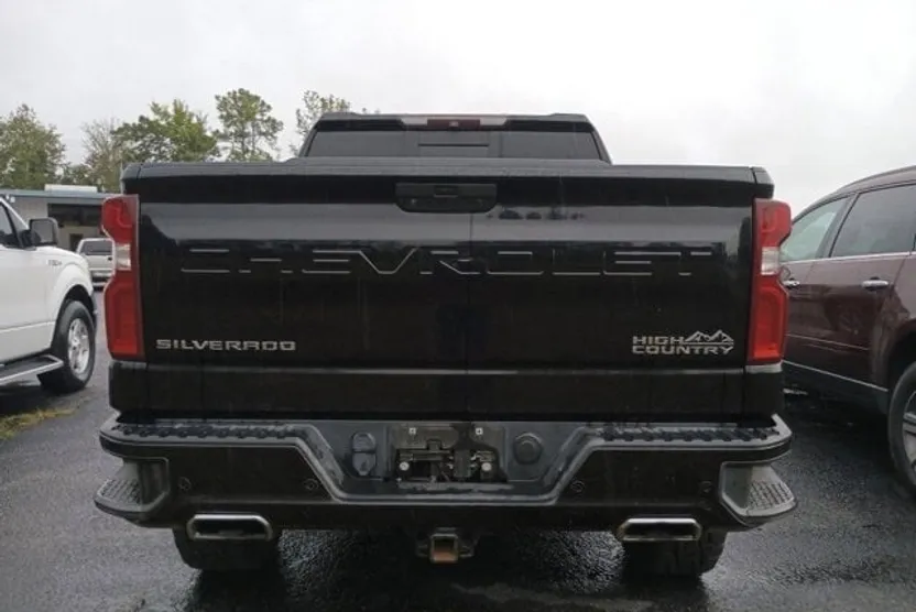 2019 Chevrolet Silverado 1500 High Country photo 1