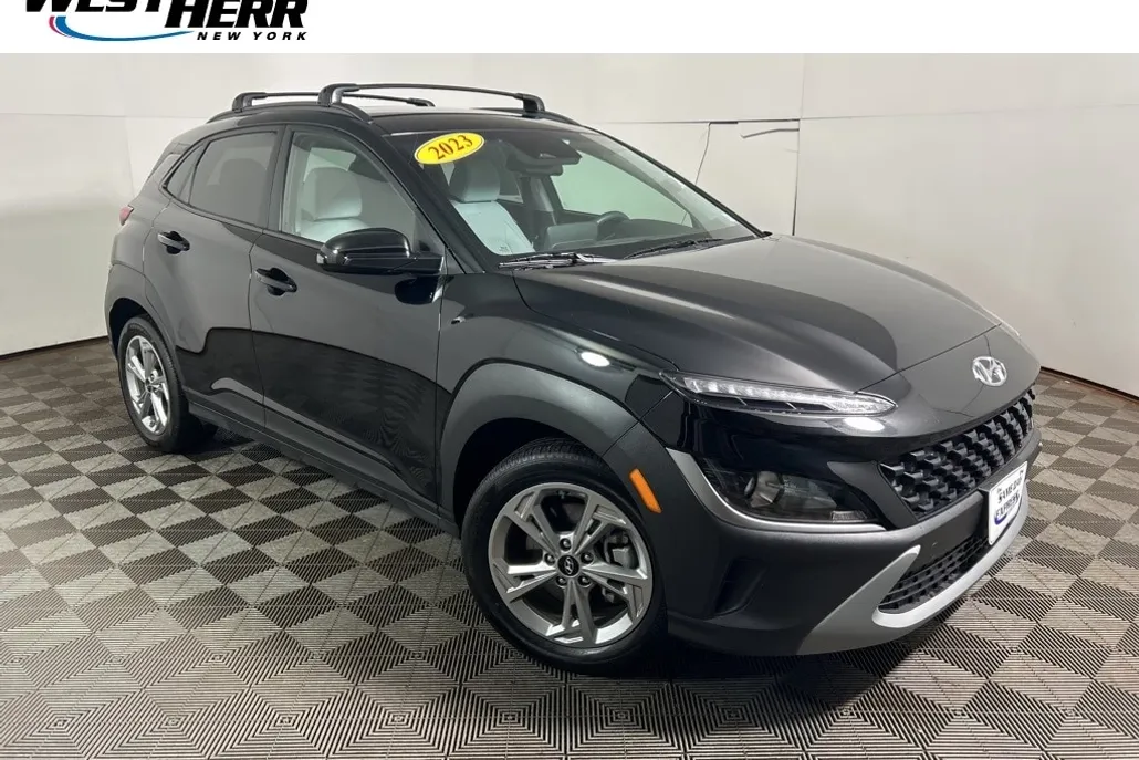 2023 Hyundai Kona SEL photo 1