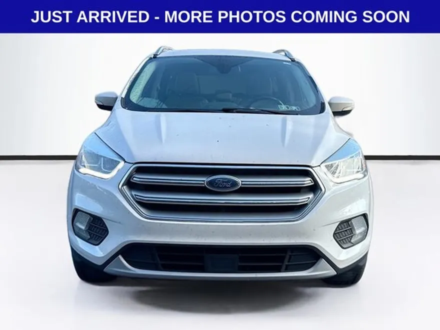 2017 Ford Escape Titanium photo 1