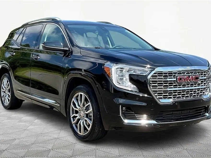 2023 Gmc Terrain Denali photo 1