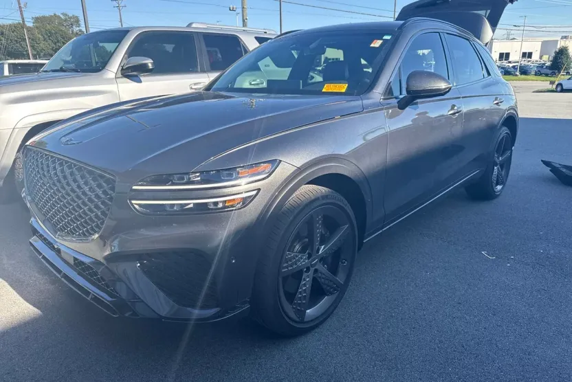 2024 Genesis GV70 2.5T photo 1