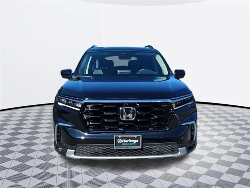 2023 Honda Pilot Elite photo 1