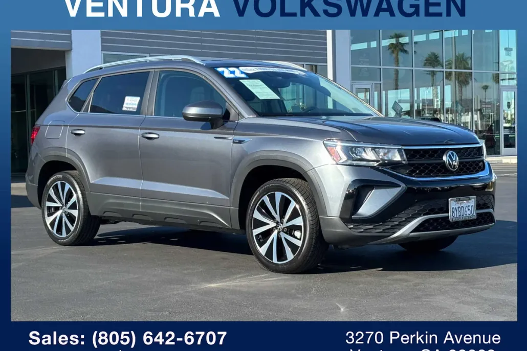 2022 Volkswagen Taos SE photo 1