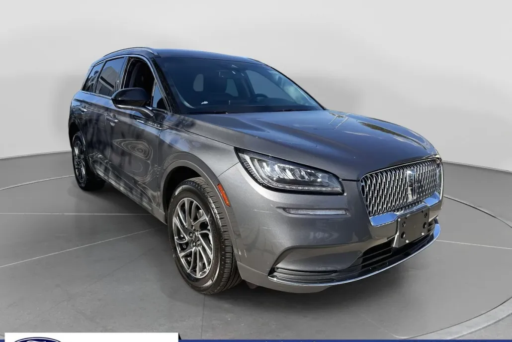 2022 Lincoln Corsair Standard photo 1