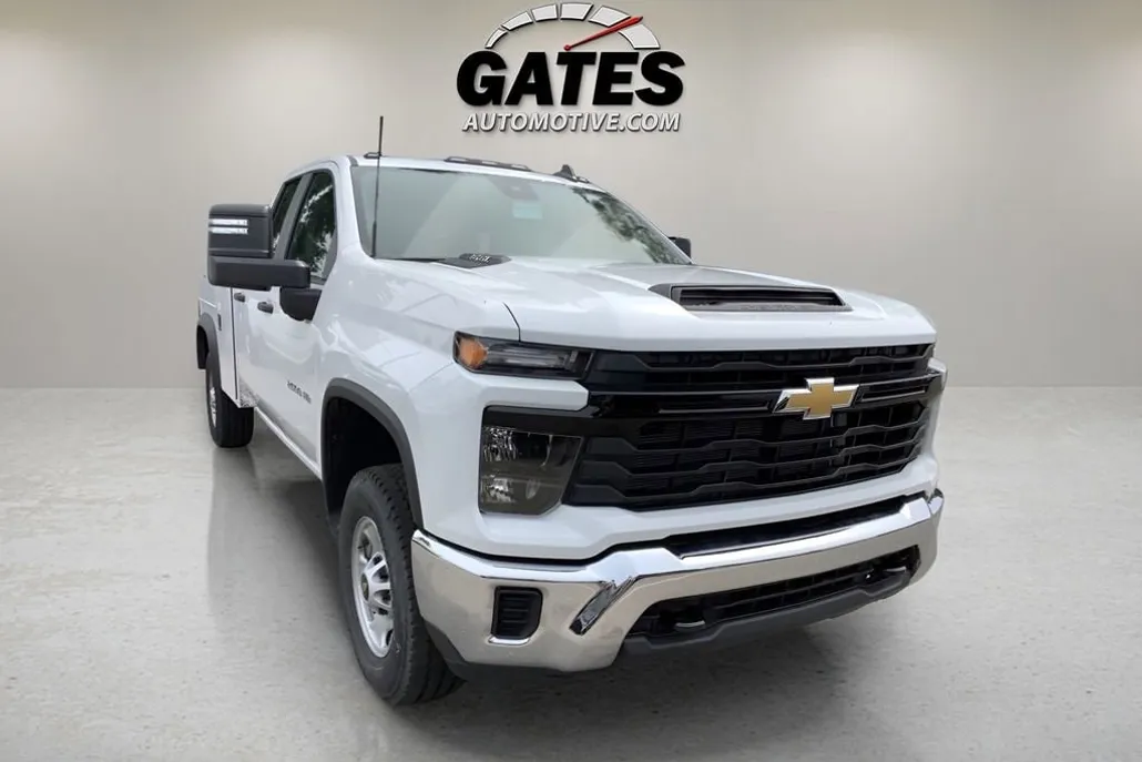 2024 Chevrolet Silverado 2500HD photo 1