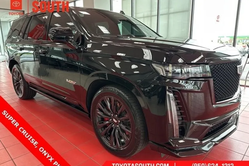 2023 Cadillac Escalade V-Series photo 1