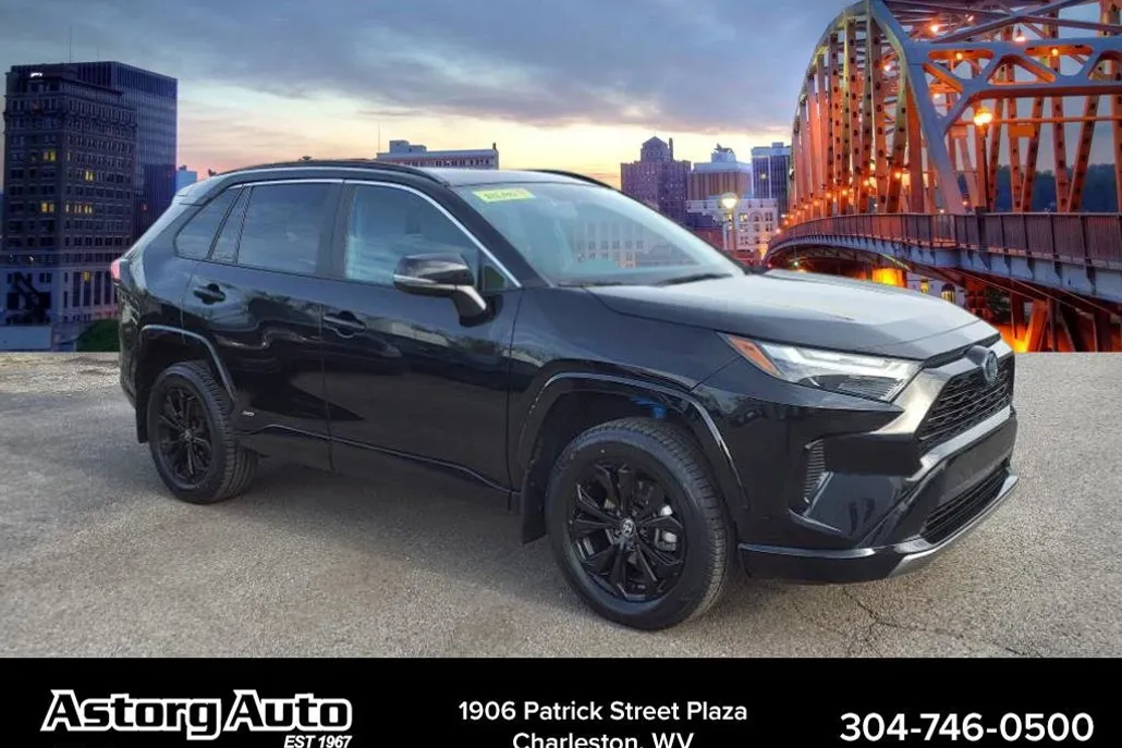 2023 Toyota RAV4 Hybrid SE photo 1
