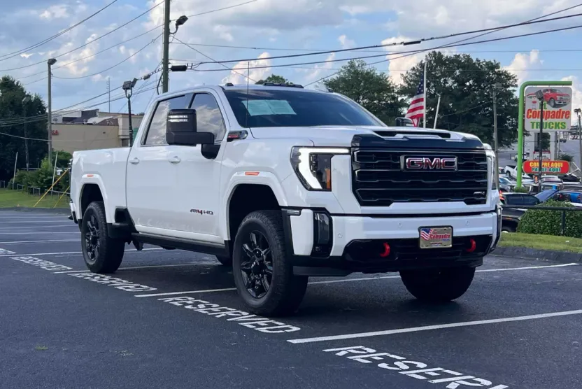 2024 Gmc Sierra HD AT4 photo 1