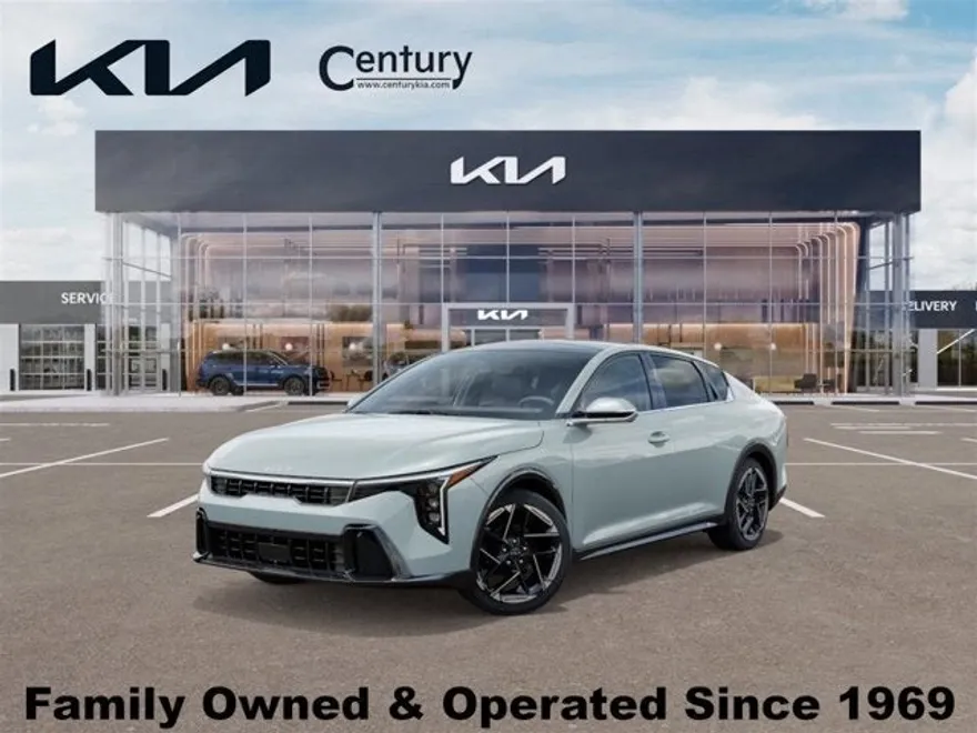 2025 Kia K4 GT-Line photo 1