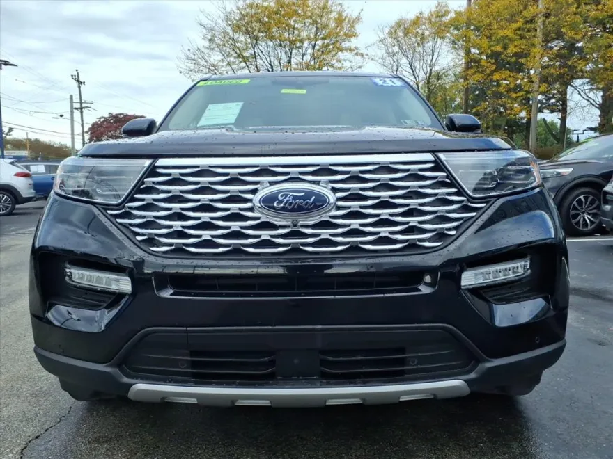 2021 Ford Explorer Platinum photo 1