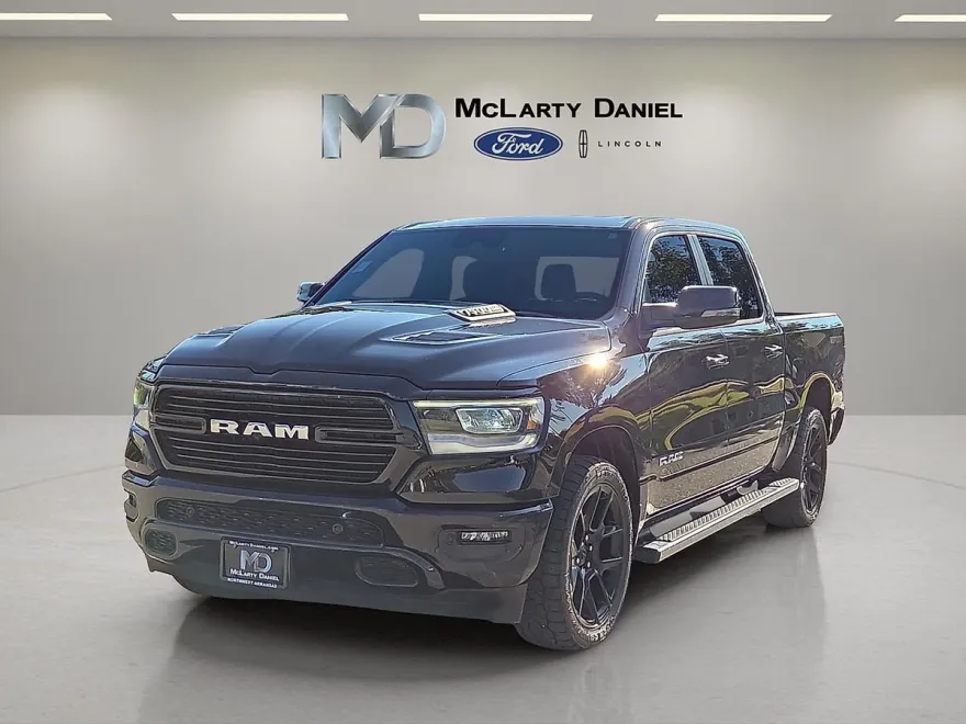 2023 Ram 1500 Laramie photo 1