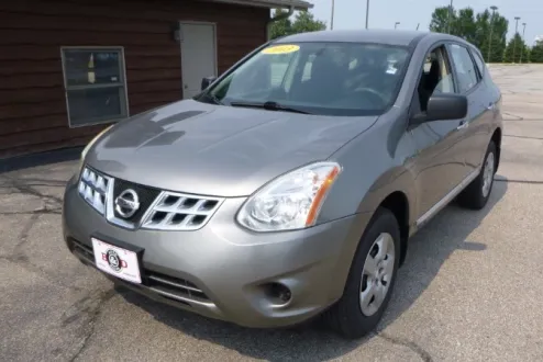 2013 Nissan Rogue S photo 2