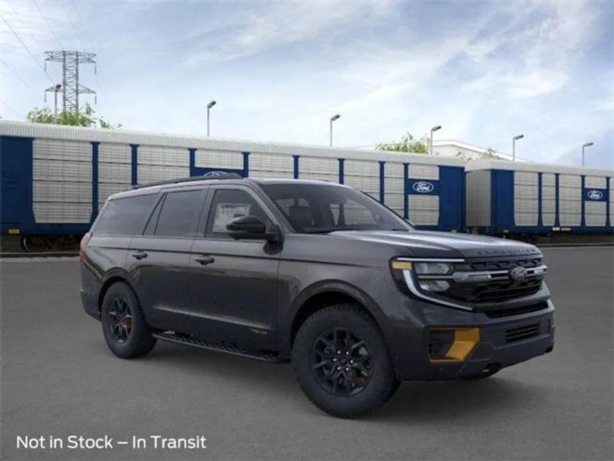 2025 Ford Expedition photo 1