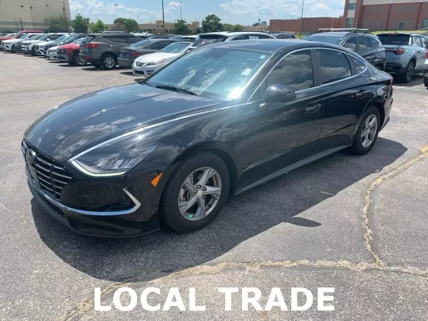 2021 Hyundai Sonata SE photo 1