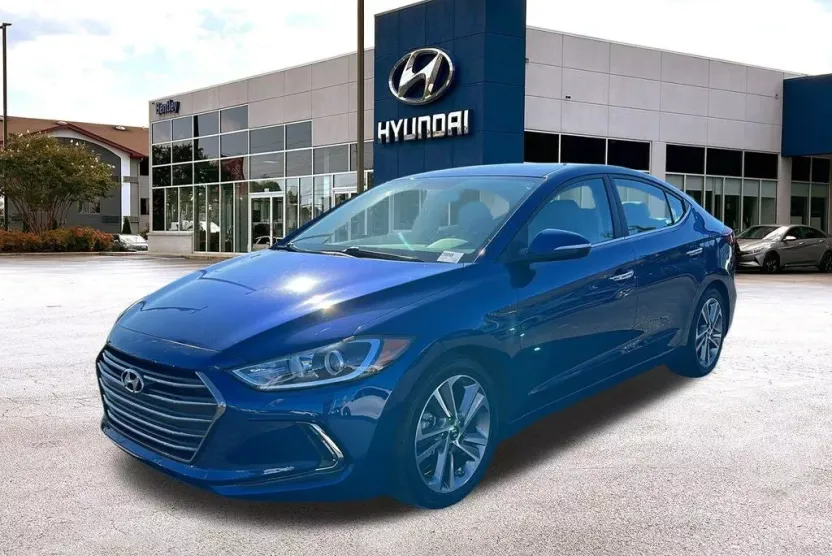 2017 Hyundai Elantra Limited photo 1