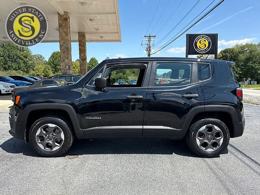 2016 Jeep Renegade Sport photo 1