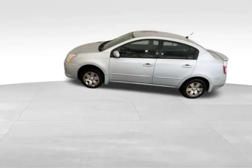 2012 Nissan Sentra 2.0 S photo 1