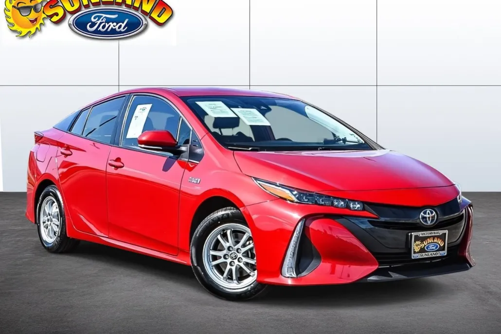 2022 Toyota Prius Prime XLE photo 1