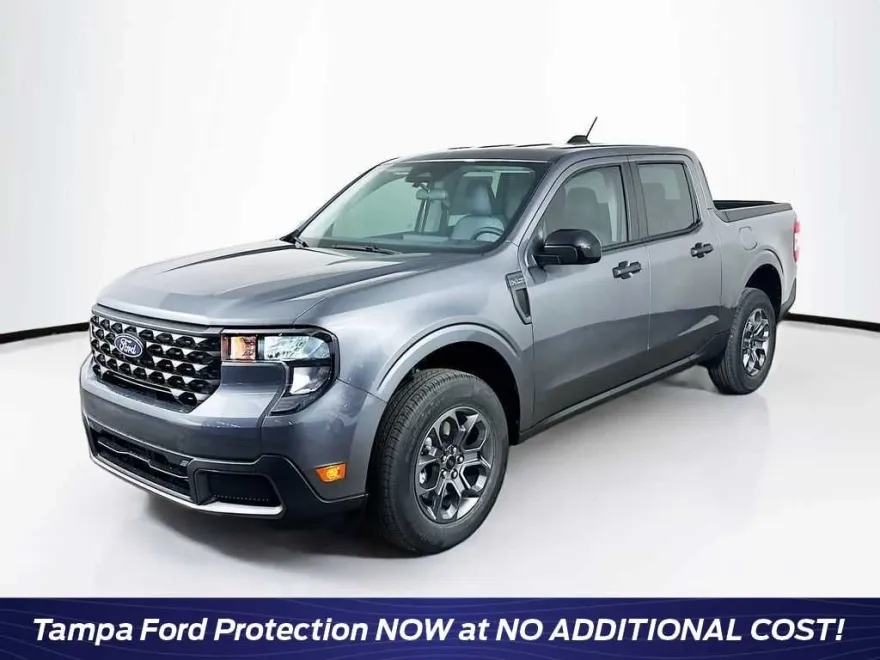 2025 Ford Maverick XLT photo 1