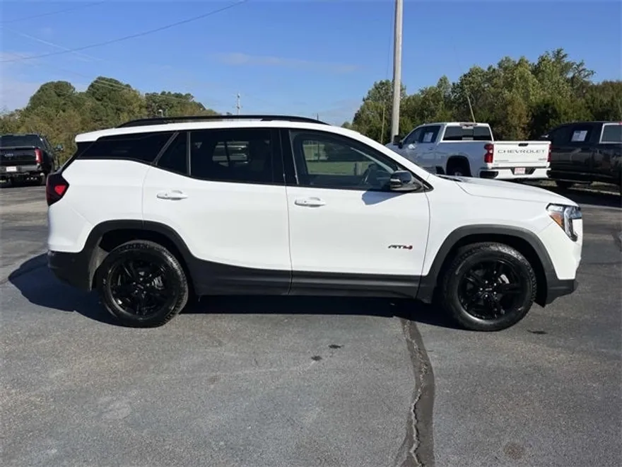 2023 Gmc Terrain AT4 photo 1