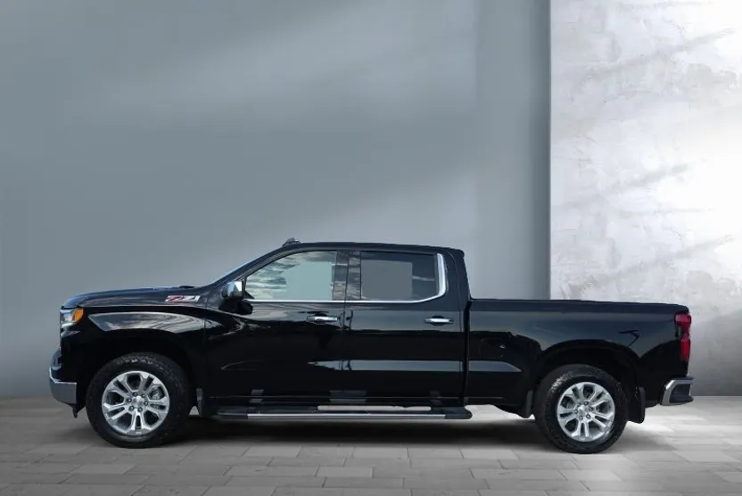 2022 Chevrolet Silverado 1500 LTZ photo 1