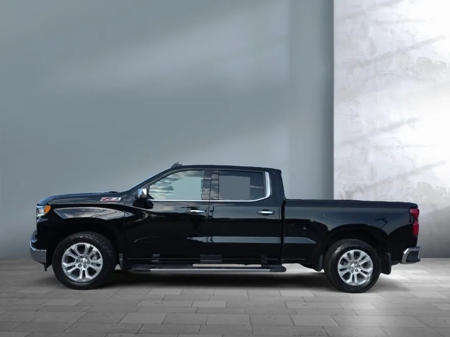 2022 Chevrolet Silverado 1500 LTZ photo 1