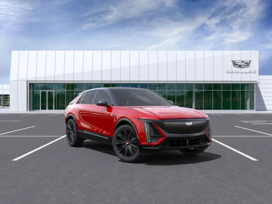 2025 Cadillac Lyriq Sport photo 1