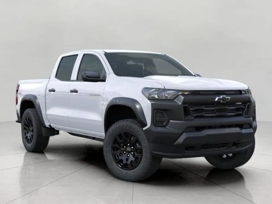 2026 Chevrolet Colorado Trail Boss photo 1