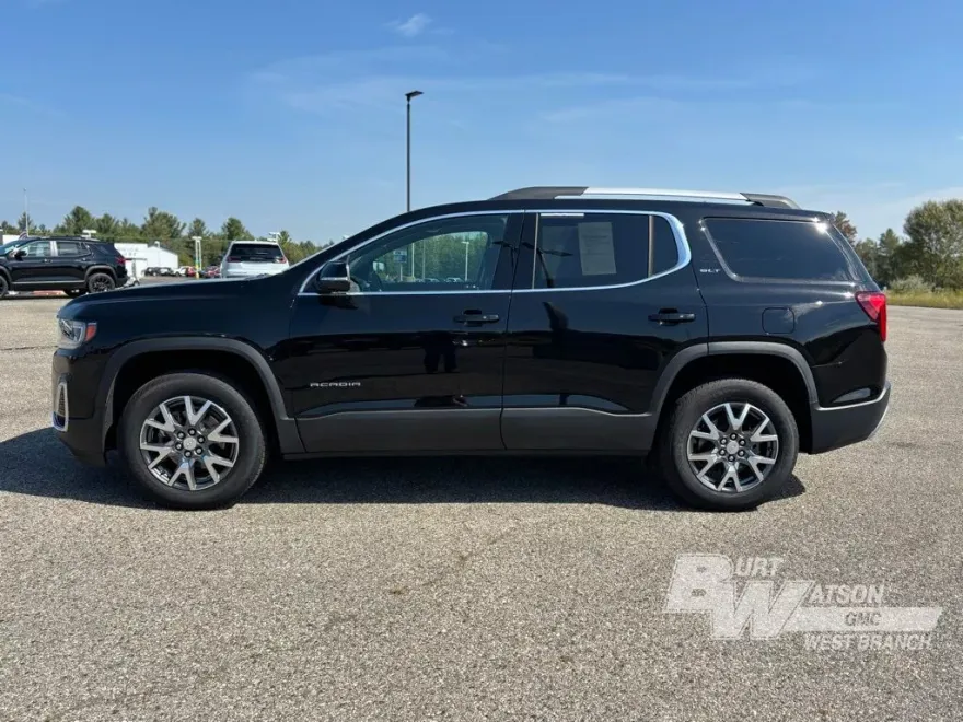 2023 Gmc Acadia SLT photo 1