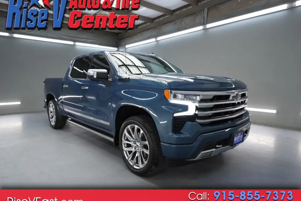 2024 Chevrolet Silverado 1500 High Country photo 1