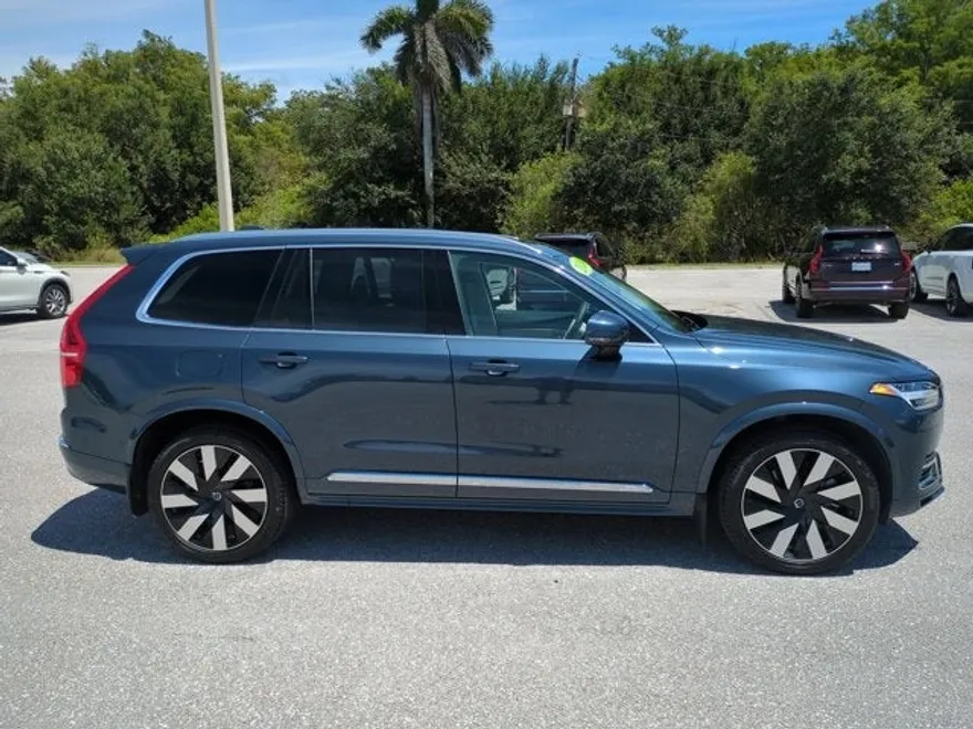 2024 Volvo XC90 Recharge T8 Plus photo 1