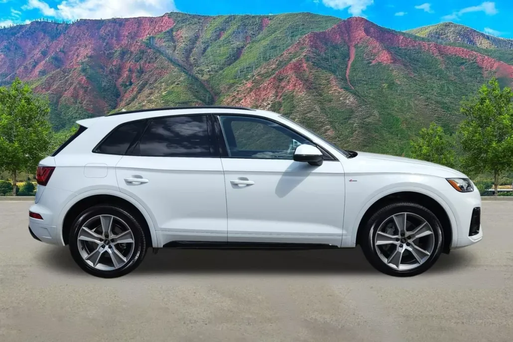 2025 Audi Q5 S line Premium 45 TFSI photo 1