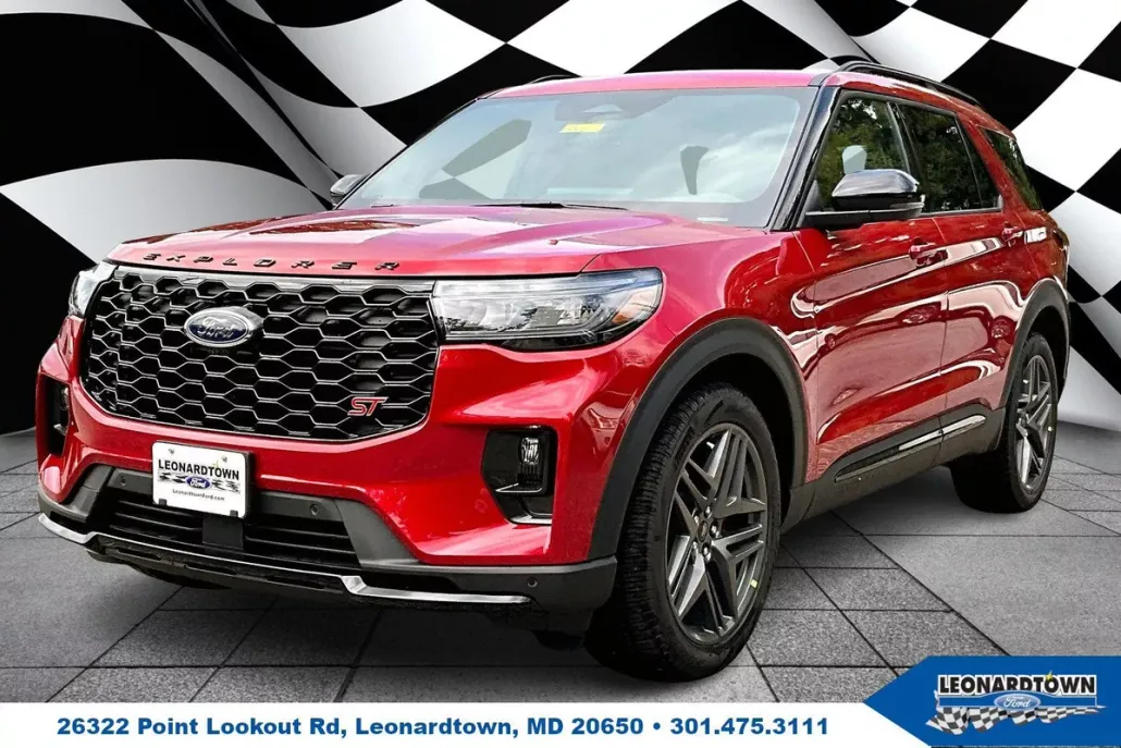 2025 Ford Explorer ST photo 1
