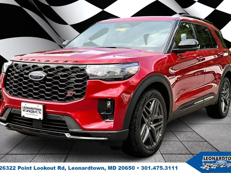 2025 Ford Explorer ST photo 1