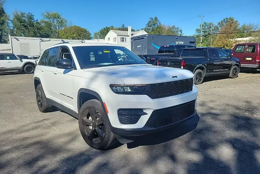 2023 Jeep Grand Cherokee Altitude X photo 1