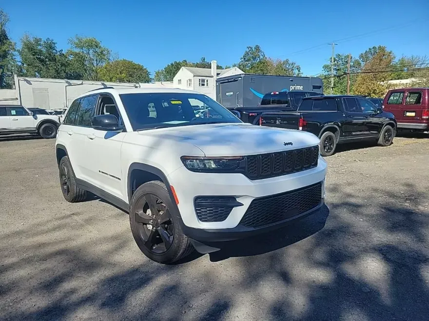2023 Jeep Grand Cherokee Altitude X photo 1