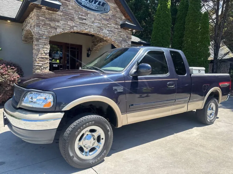 2000 Ford F-150 Lariat photo 1